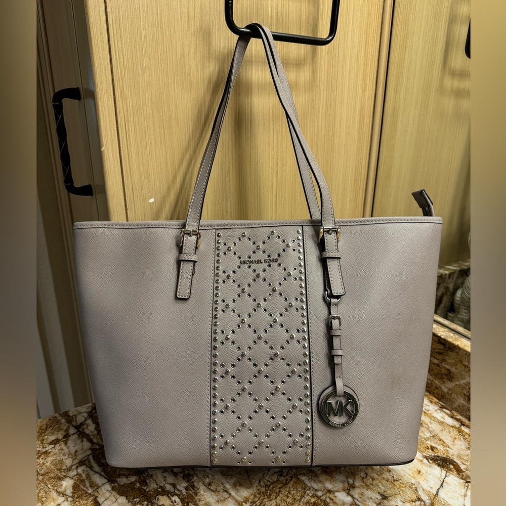 Michael Kors Handbag, wonderful condition!